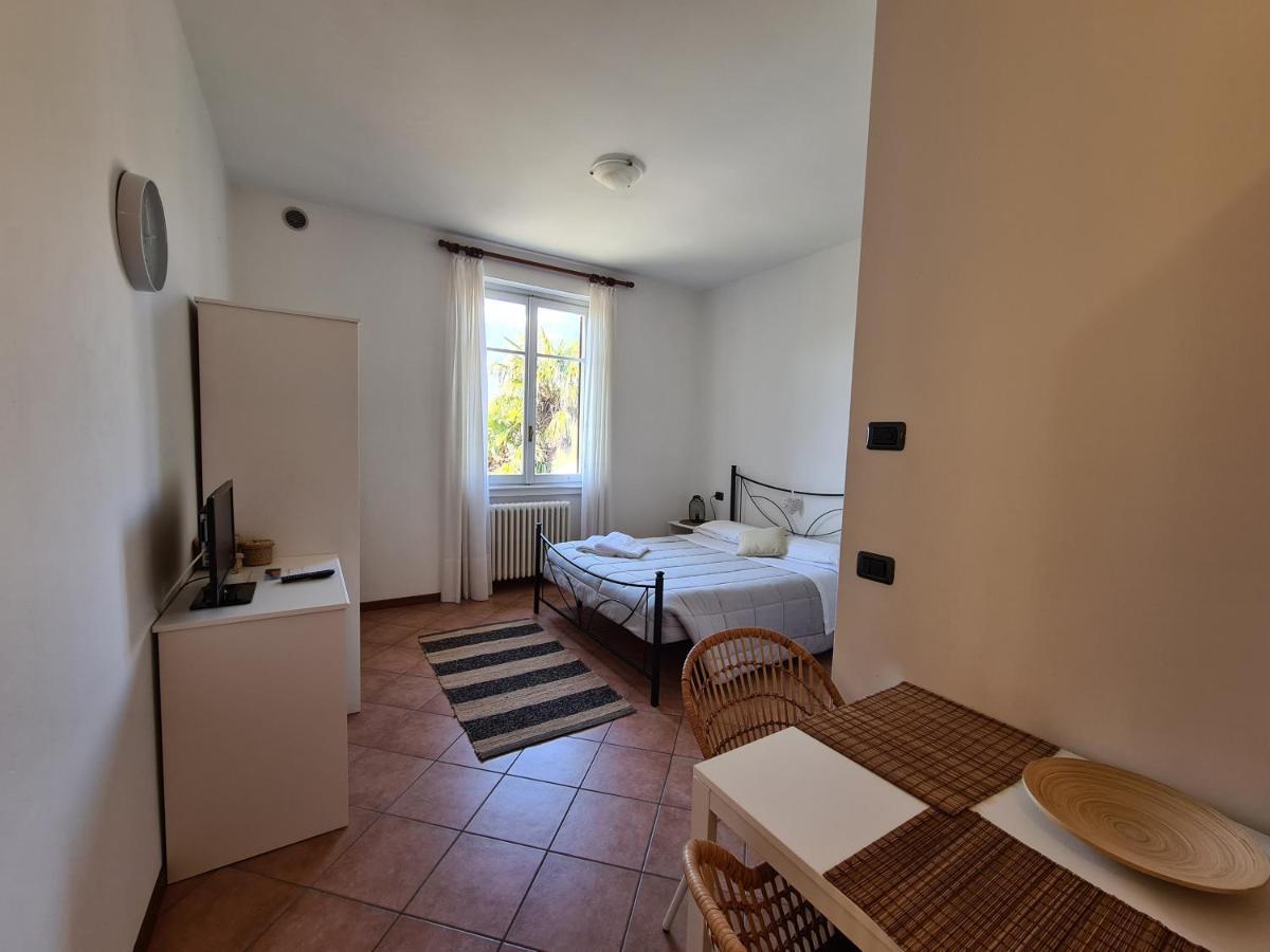 Appartamenti Casa La Rosa Μπελάτζιο Εξωτερικό φωτογραφία
