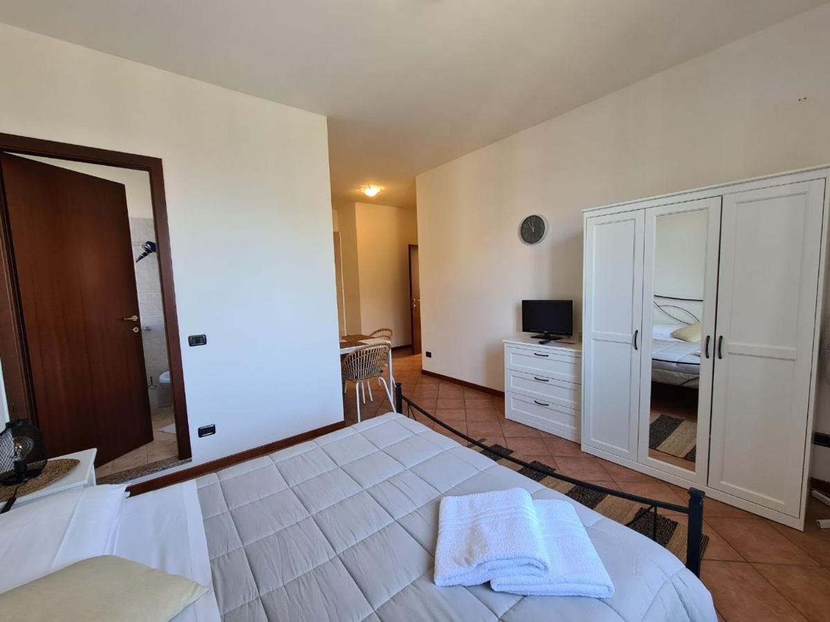 Appartamenti Casa La Rosa Μπελάτζιο Εξωτερικό φωτογραφία