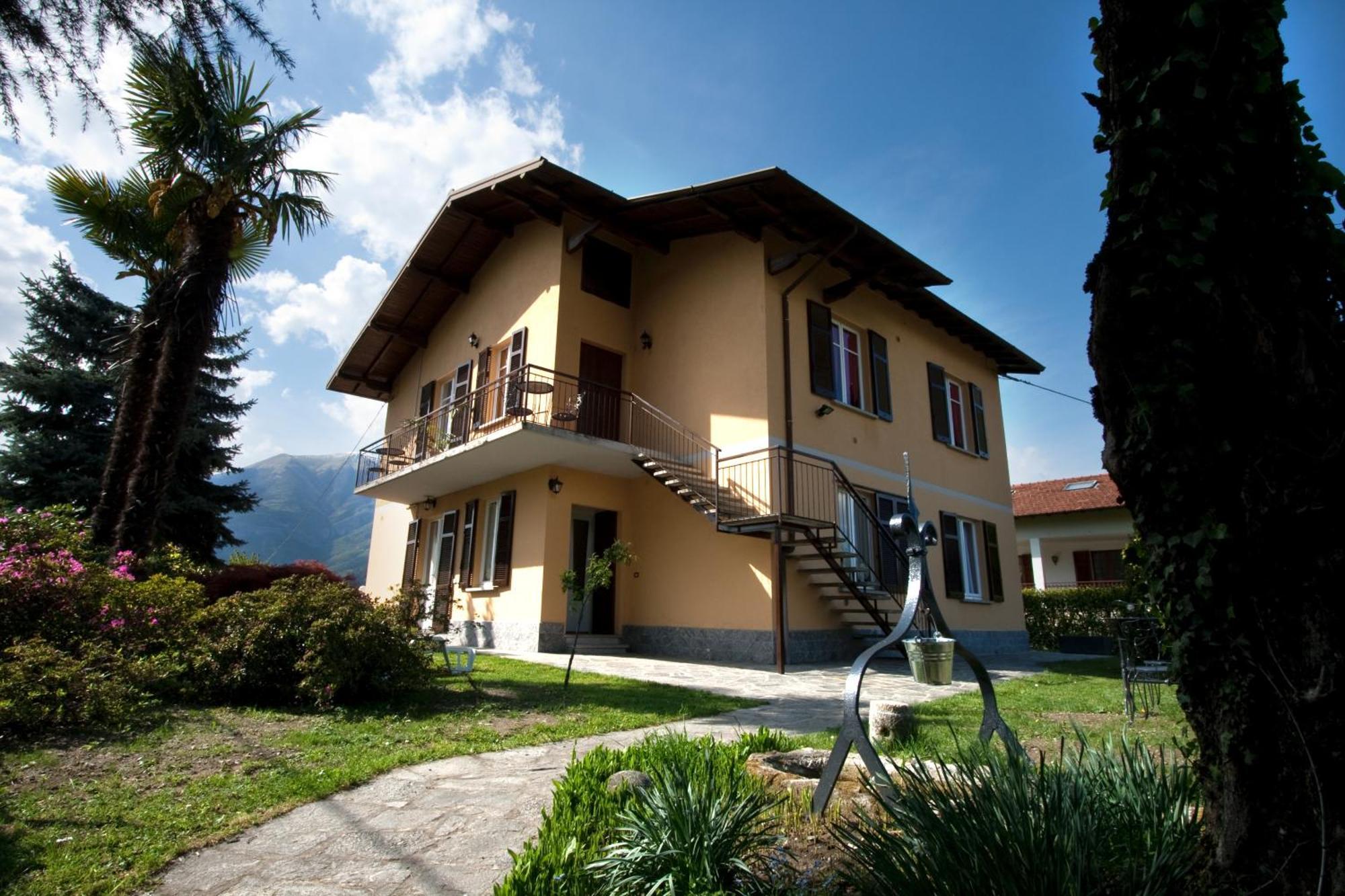 Appartamenti Casa La Rosa Μπελάτζιο Εξωτερικό φωτογραφία