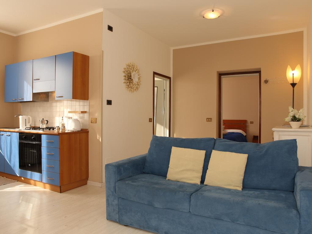 Appartamenti Casa La Rosa Μπελάτζιο Εξωτερικό φωτογραφία
